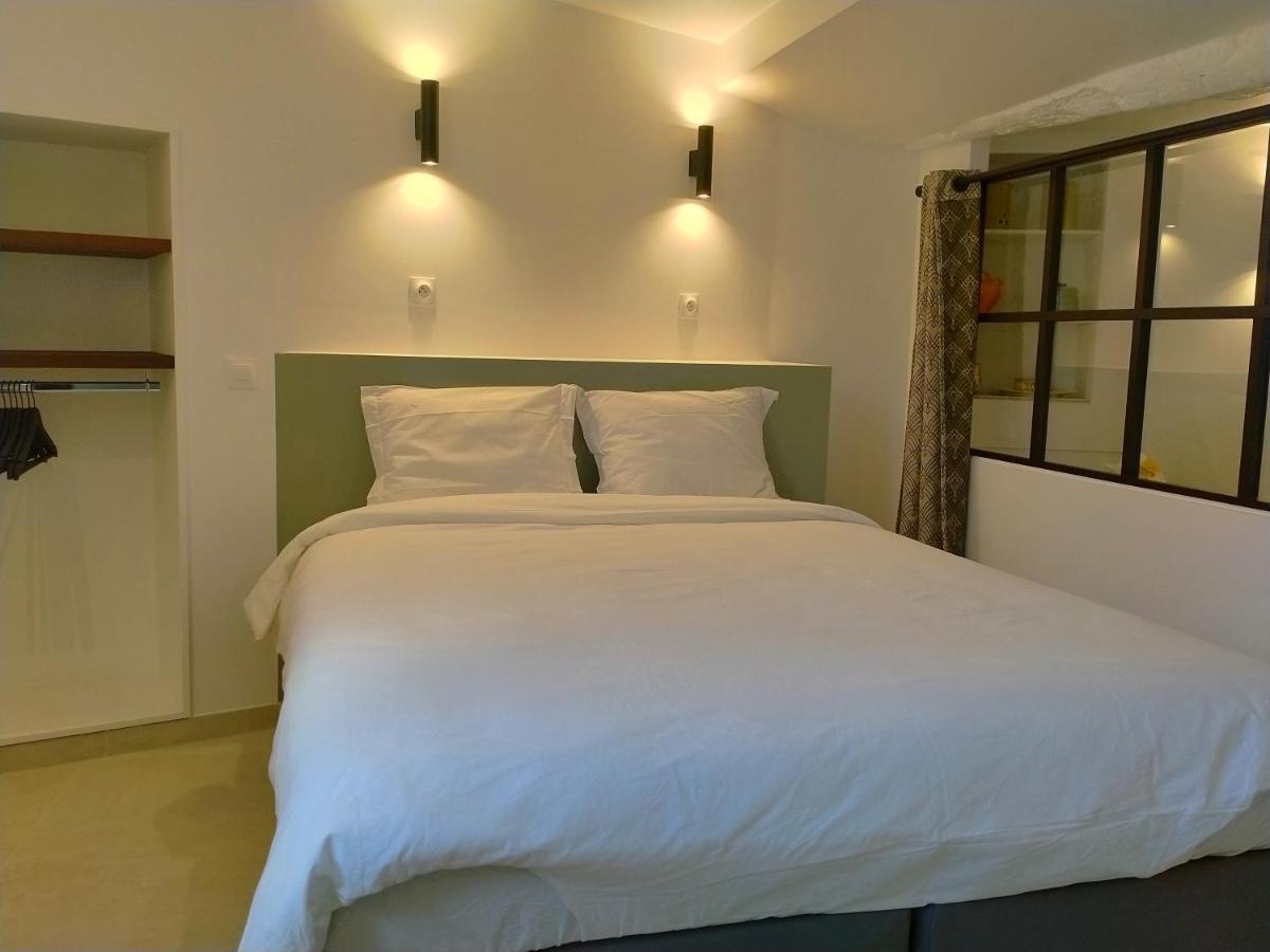 Victor Apartment
